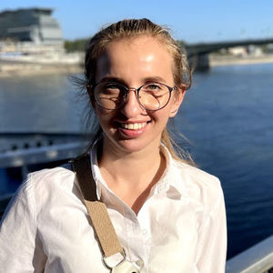 Meet your Posher, Uliana